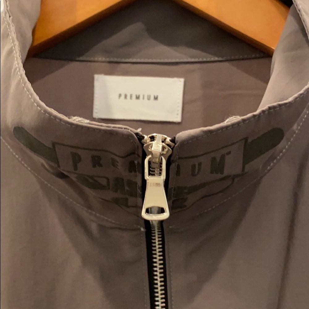 Men’s UA Premium collab. half zip jacket windbreaker